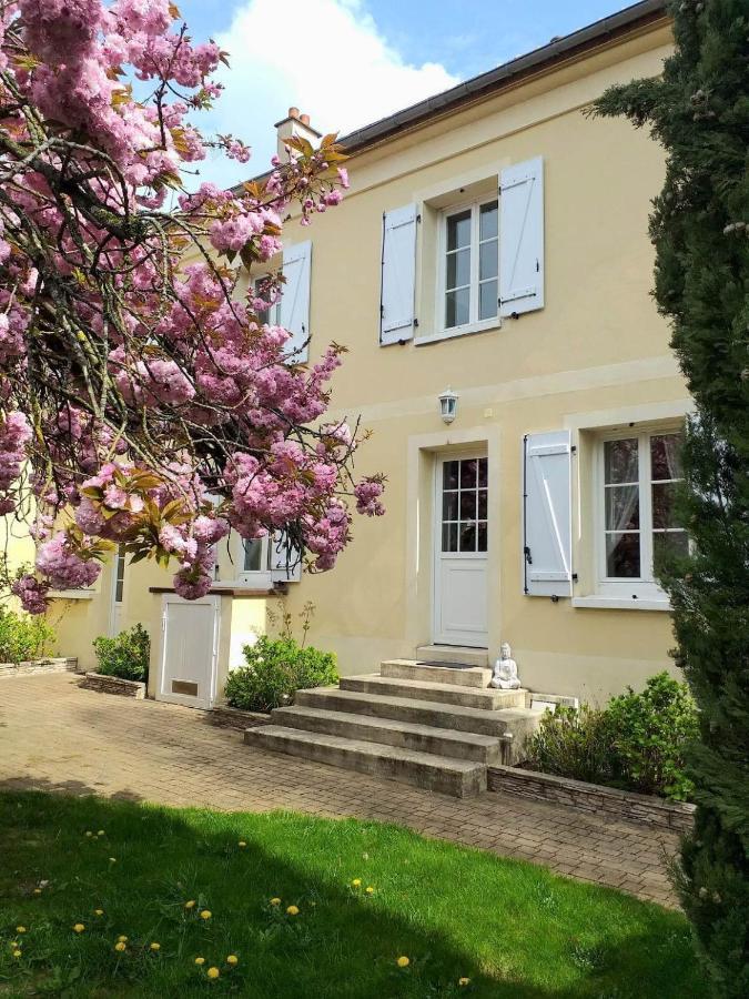 Appartement Avec Jardin - A 10 Minutes De Disneyland Montévrain Exterior foto
