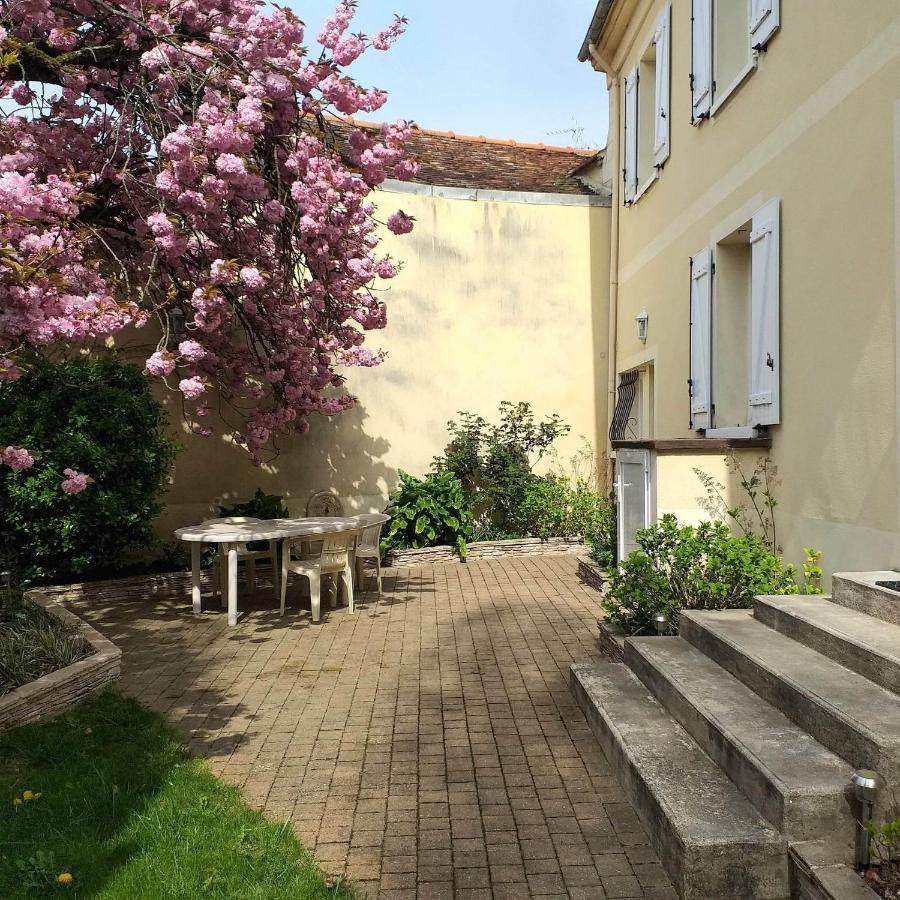 Appartement Avec Jardin - A 10 Minutes De Disneyland Montévrain Exterior foto